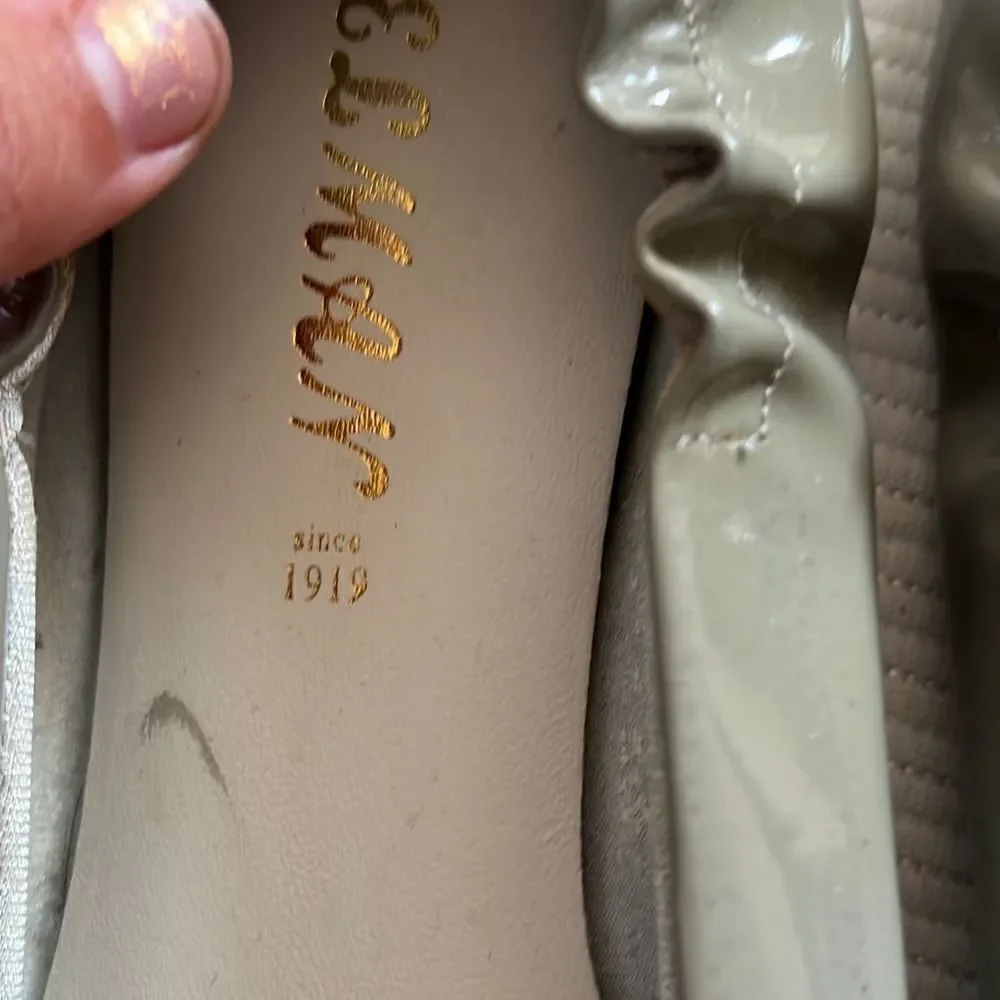 Vintage Delman size 7 green grey flats